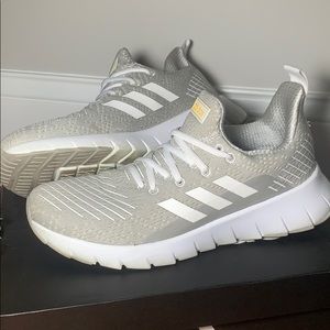 Women’s Adidas ASWEEGO Shoe